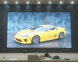 Pantalla LED de Alta Resolución para Salas de Exhibición de Concesionarios de Automóviles - Product Image 2