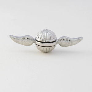 Bán buôn Chất lượng cao mới đến hợp kim nhôm vàng Snitch <span class=keywords><strong>Fidget</strong></span> <span class=keywords><strong>Spinner</strong></span> đôi cánh thiên thần ngón tay con quay hồi chuyển EDC CUPID trai - Product Image 3
