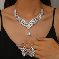 Boucles d'oreilles vintage de luxe, collier en strass pour femmes, bijoux de mariée, ensemble indien, accessoires pour robe de soirée