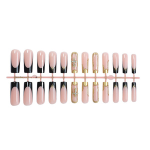 Uñas postizas largas tipo ataúd con punta francesa negra, diseño de cruz y estrellas, líneas irregulares, reutilizables, estilo gótico para fiestas. - Product Image 4