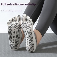 Chaussettes de yoga et de Pilates antidérapantes professionnelles en coton à cinq doigts, absorbant la transpiration, pour sports d'intérieur, vente en gros