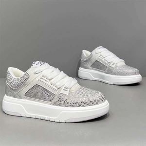 Zapatillas de Moda Masculina 2026, Ligeras, de Lujo, con Diamantes Brillantes, Adornadas con Cristales, con Cordones, Casuales - Product Image 1