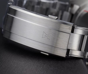 Reloj <span class=keywords><strong>Cronos</strong></span> L6033 de Lujo, Automático y Mecánico para Hombre, Resistente al Agua 200m, Luminoso, con Correa de Acero Inoxidable y Titanio de 20mm - Product Image 6