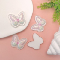 100 piezas de dijes de resina planos con diseño de mariposa de dibujos animados Kawaii, ideales para decoración de teléfonos, manualidades, álbumes de recortes, fundas de teléfono y accesorios de joyería.