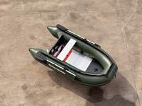 Bateau de pêche et de rame pliable en aluminium de 2,7 m avec ponton entièrement gonflable en PVC pour la navigation en lac et en rivière