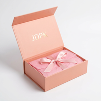 Boîte cadeau magnétique rose pêche avec logo personnalisé, finition mate, doublure en éponge, ruban en satin, emballage OEM pour mariage, cadeau pour demoiselle d'honneur