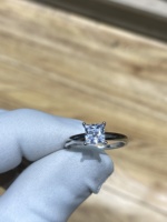 Bague HELE en or massif 18 carats avec diamant de laboratoire taille princesse carrée, sertie de quatre griffes, luxe pour le Festival Qixi