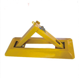 Verrou <span class=keywords><strong>de</strong></span> stationnement triangulaire pliable en acier thermolaqué avec clé sécurisée pour espace réservé - Product Image 1