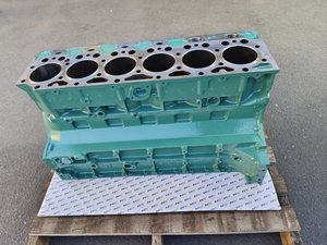 บล็อกกระบอกสูบ |   ชิ้นส่วนแกนเครื่องยนต์ความแข็งแรงสูงสำหรับเครื่องยนต์ Volvo D7E ยี่ห้อที่ใช้ร่วมกันได้; อะไหล่เครื่องจักรก่อสร้าง - Product Image 3