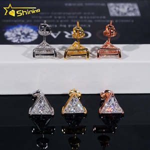 <span class=keywords><strong>Orecchini</strong></span> a Perno Trendy in <span class=keywords><strong>Argento</strong></span> S925 Placcato Oro con Moissanite Triangolare per Uomo e Donna - Product Image 2