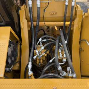 Excavadora Usada Caterpillar 349D2 de 49T para Trabajo Pesado, Modelo 2024, Bomba de Engranajes del Motor, Probada en Entornos Desérticos y Tropicales Difíciles - Product Image 5