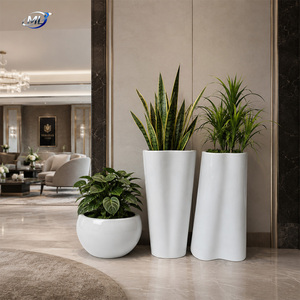 Macetas de Fibra de Vidrio Blancas, Juego de Macetas con Acabado Brillante, Decoración Moderna para Interiores, Exteriores y Jardines Comerciales - Product Image 2
