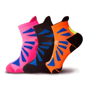 Factory price wholesale terry sport ankle socks elite basketball crew socks for unisex