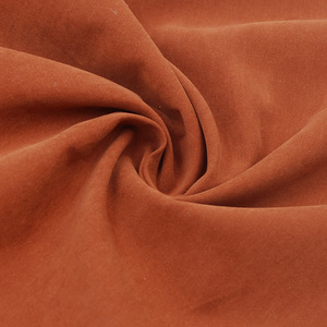 Cổ phiếu sẵn sàng bán buôn bàn tay mềm mại cảm thấy 105gsm lousiness 5% Nylon 95% <span class=keywords><strong>Polyester</strong></span> dệt <span class=keywords><strong>Cupro</strong></span> vải da lộn cho may lót - Product Image 5