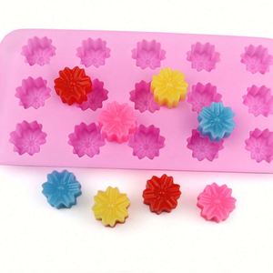 Muestra Gratuita de Fábrica: Molde Manual de Silicona para Chocolate con Forma de Flor de Sakura, para Horno, Hielo y Resina, OEM/ODM - Product Image 1