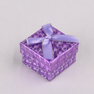 Caja <span class=keywords><strong>de</strong></span> joyería con cinta, caja <span class=keywords><strong>de</strong></span> joyería <span class=keywords><strong>de</strong></span> <span class=keywords><strong>papel</strong></span> <span class=keywords><strong>de</strong></span> decoración exquisita <span class=keywords><strong>de</strong></span> gama alta, cajas <span class=keywords><strong>de</strong></span> joyería para collares - Product Image 5