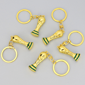 พวงกุญแจรูปถ้วยฟุตบอลแบบกำหนดเอง ของที่ระลึกสำหรับแฟนฟุตบอล จี้ห้อยพวงกุญแจรูปถ้วยฟุตบอลโลก - Product Image 4