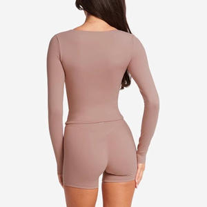 Sexy V-Neck manga comprida <span class=keywords><strong>Yoga</strong></span> Top Embutido Sutiã Acolchoado Slim Fit Toning Workout Secagem Rápida Respirável Tecido Ginásio Correndo Impressão - Product Image 4