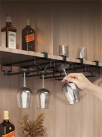 Étagère à vin en fer Étagère de rangement suspendue pour verres à vin Étagère de rangement pour tasses hautes Rouge sans poinçon pour vaisselle de bar à la maison Matériau métallique