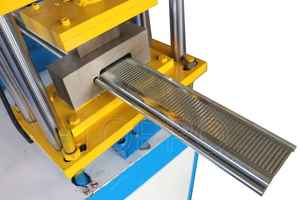 Kostensparende Rolltor-Herstellungsmaschine Automatische Rolltor-Maschine - Product Image 5