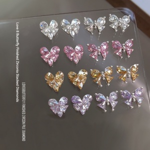 5 piezas de diamantes de imitación de circonita con forma de corazón y lazo para uñas, con parte trasera plana, adornos brillantes para uñas, OEM ODM, decoración de uñas brillante - Product Image 1