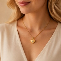 Collier Pendentif Cœur en Zircon Prêt à Expédier en Gros, Chaîne Cordon en Acier Inoxydable, Ensemble de Bijoux Plaqué Or