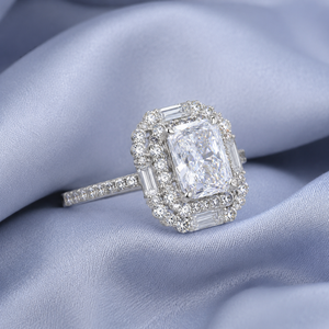 Anello di fidanzamento Princess Cube per donna, elegante gioiello da dito in stile corte - Product Image 3