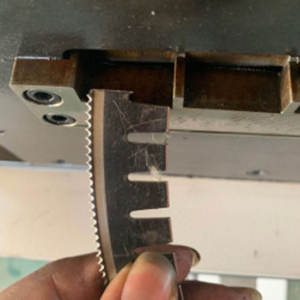 YITAI Plieuse rotative 4 en 1 pour le traitement des règles, le poinçonnage et la découpe des lèvres - Product Image 6