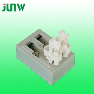 Boîtier de connexion bipolaire JUNW 1P+N 63A avec base de fusible pour cartouche de fusible cylindrique 10 x 38 et 14 x 51. - Product Image 4