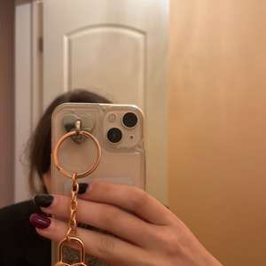 Accessoires de téléphone portable adhésifs crochet en forme de coeur doré pour breloques de téléphone crochet de charme de téléphone en métal adhésif accessoires décoration - Product Image 6