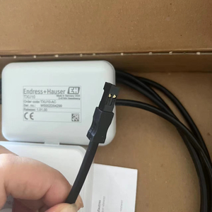 เครื่องส่งสัญญาณระดับอัลตราโซนิก/โมดูลอินเทอร์เฟซ E+H รุ่น TXU10-AC ตัวเลือกการติดตั้ง: ติดตั้งบนรางหรือติดตั้งแบบอื่นๆ - Product Image 6
