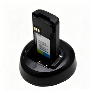 Chargeur rapide portable monophasé PMLN5228A compatible avec les talkies-walkies CP1200, CP1300, CP1660 - Product Image 3