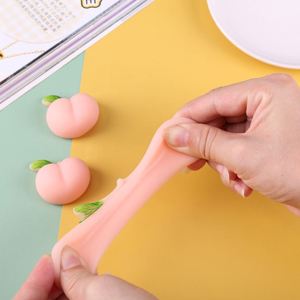 Adorables Juguetes de Peluche para Apretar, Juguetes Antiestrés con Forma de Nectarina - Product Image 3