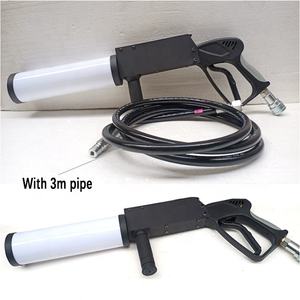 جهاز يافنغ لإنتاج الكونفيتي وثاني أكسيد الكربون مع إضاءة LED ملونة محمول باليد لتوليد الضباب والدخان بقوة 20 واط ومسافة رش 8-10 أمتار مع ضمان لمدة 3 سنوات - Product Image 4