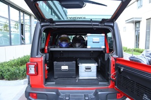 Porte-bagages intérieur léger, robuste et facile à installer sur la zone de chargement arrière pour Jeep Wrangler - Product Image 2