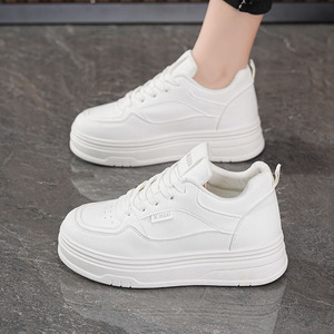 Chaussures de sport à plateforme Pancake, baskets décontractées, nouvelles chaussures blanches tendance et polyvalentes pour femmes - Product Image 1