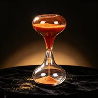 Künstlerische Bernsteinfarbene Glas-Sanduhr Einzigartiger Unregelmäßiger Sandtimer Handgeblasenes Kunsthandwerk Sanduhr für Zuhause Büro Wohnzimmer Geschenk