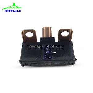ฟิวส์มัลติบล็อก DEFENGJI OEM 38231-SDA-A01 (100A/70A) สภาพใหม่ อะไหล่รถยนต์สำหรับเครื่องยนต์ดงเฟิง อะไหล่เครื่องยนต์สำหรับรถยนต์ฮอนด้า - Product Image 1