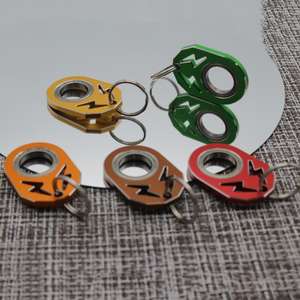 Gadget portable anti-anxiété, jouet porte-clés multicolore, spinner en métal, porte-clés karambit, porte-clés spinner - Product Image 3