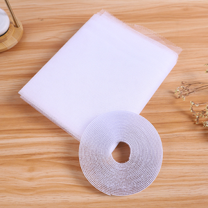 Kit de <span class=keywords><strong>moustiquaire</strong></span> en tulle polyester à faire soi-même avec un design translucide ignifuge pour les insectes, les mouches et les moustiques - Product Image 1