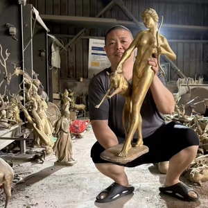 منحوتات برونزية ونحاسية مصممة حسب الطلب، حرف معدنية مصبوبة لتماثيل صيادات وحيوانات أليفة للديكور المنزلي أو فن الحدائق - Product Image 1