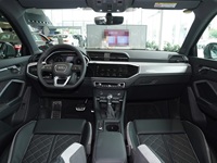 Audi Q3 2025, édition 45e anniversaire, 35TFSI, modèle Fashion Dynamic, SUV compact 5 portes, conduite à gauche, voiture neuve