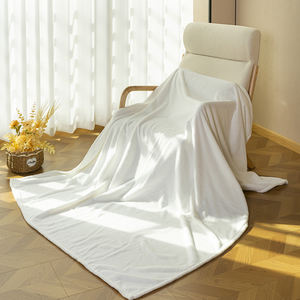 Custom Design 200gsm Flannel <b>Baby</b> <b>Blanket</b> Soft Plush <b>Fleece</b> Wrap Warm Comfortable Folded for Autumn Modern American Bedroom - Product Image 5