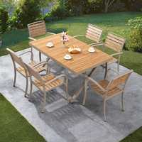 Ensemble de table et chaises de salle à manger d'extérieur moderne, structure en aluminium, chaises en plastique imitation bois, pour restaurant, villa, parc, résistant aux intempéries, pieds croisés