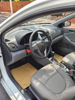 Auto Usado Hyundai Verna 2015, 1.4L Gasolina, Automático, Techo Solar, Encendido por Botón, Blanco, Volante a la Izquierda, Unidad Individual, Exportación Global, Sedán Económico