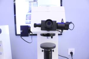 Chins <span class=keywords><strong>Supplier</strong></span> HVS-10Z Automatische Revolverkopf-Digital-Vickers-Härteprüfmaschine für Metalllabore - Product Image 2