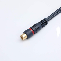Neues Großhandels-Audioverteilerkabel für Damen- und Herrengeräte, Konverter für Lautsprecher, Goldkabel