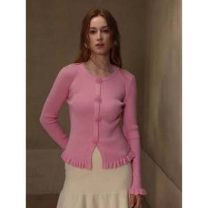 Pull rose bébé à manches évasées XS, tricot pour femme - Product Image 1