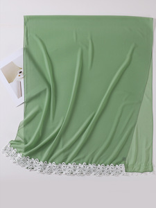 Vente en gros de nouvelles écharpes bon marché en dentelle à la mode pour femmes malaisiennes en mousseline de soie perlée - Product Image 6