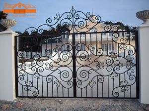 Foshan diseña y fabrica puertas <span class=keywords><strong>de</strong></span> hierro forjado <span class=keywords><strong>de</strong></span> lujo para villas, estancias y castillos. - Product Image 6